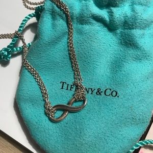 Double chain T&Co Infinity Necklace
